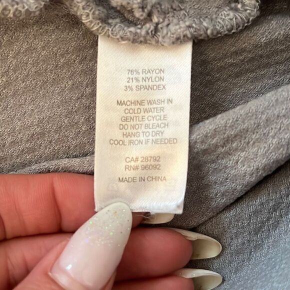 Carolina Belle Montreal Women's Gray Stretch Ankle Pant - Picture 8 of 8